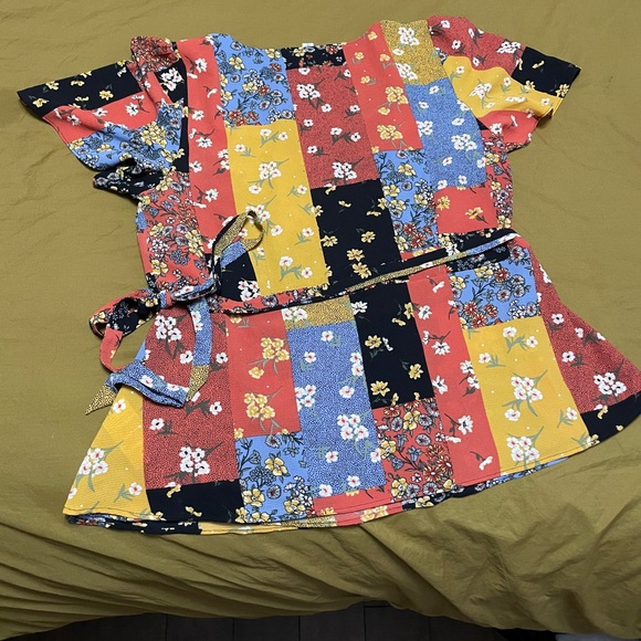 Patchwork patterned peplum wrap top - Picture 2 of 4